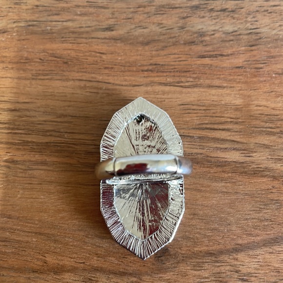 🎉❤️Madeline Silver Crystal Stretch Ring - Picture 2 of 2
